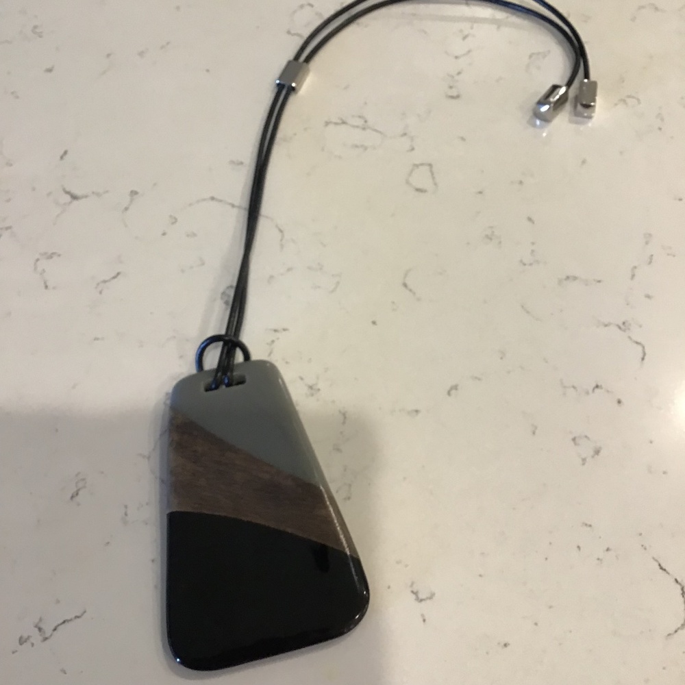 Necklace Lafayette NY 148 Large pendant 18” long